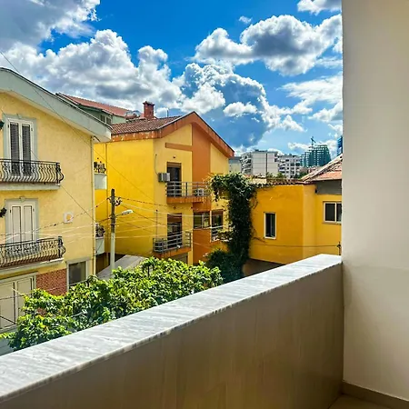 Turquoise 2br Apartment *