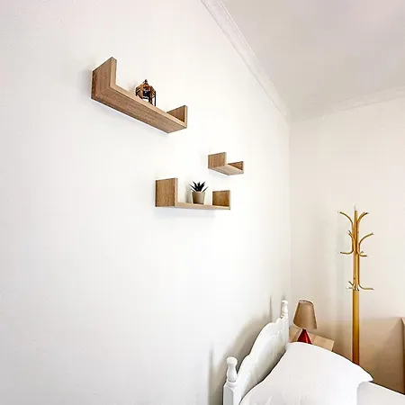 Turquoise 2br Lägenhet Tirana